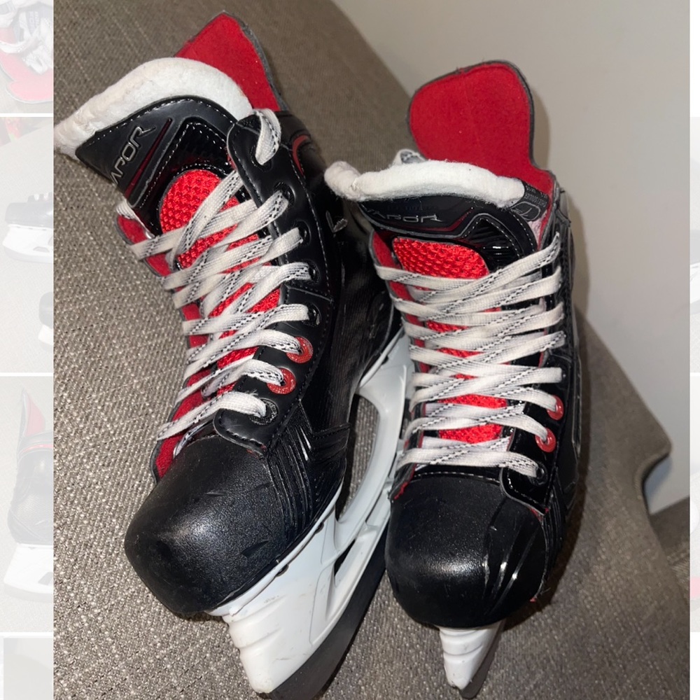 **SOLD** Bauer Vaper X600 Junior Hockey Skates - Picture 7 of 8